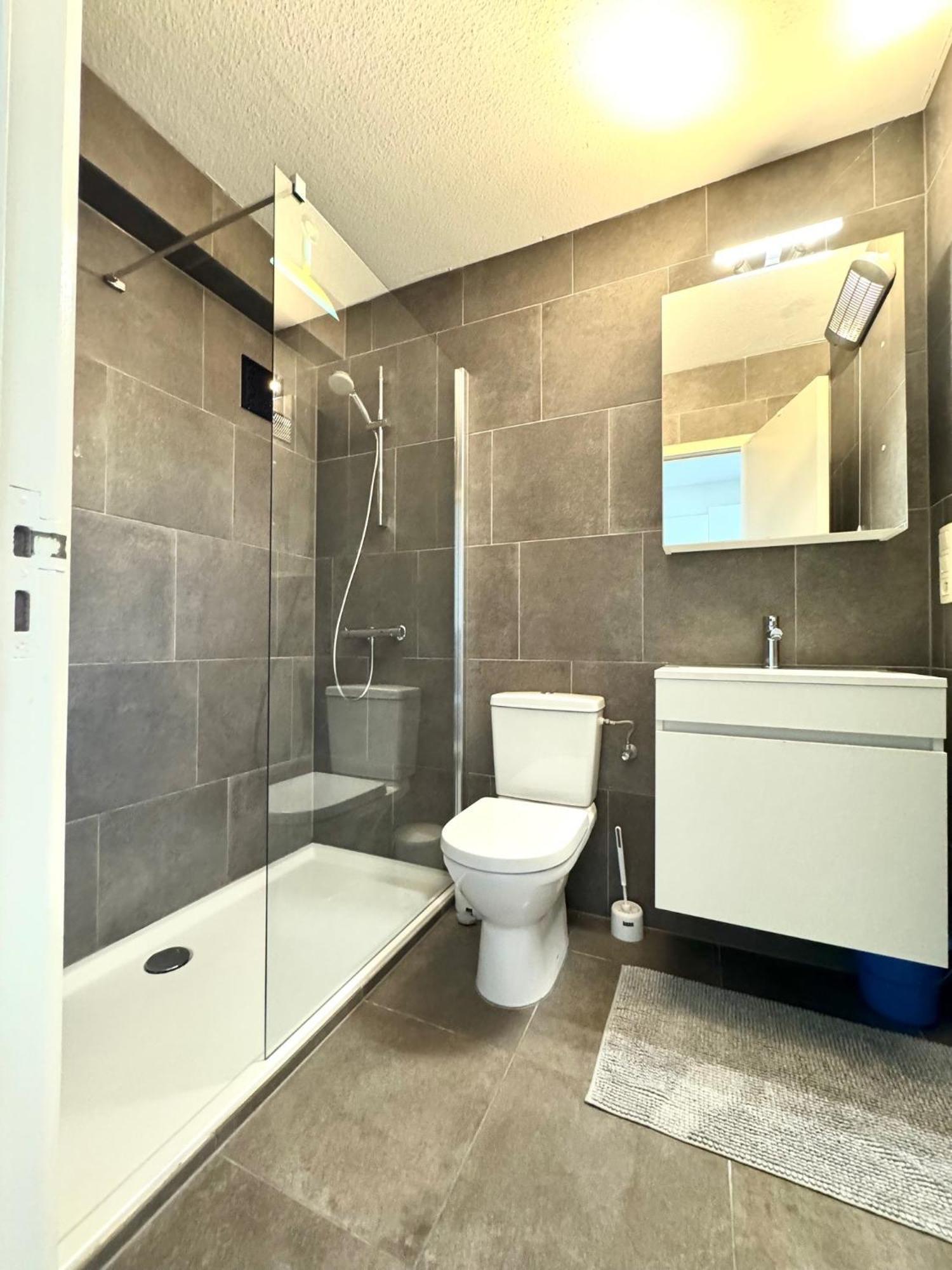 Appartement Zeedijk Emperador *