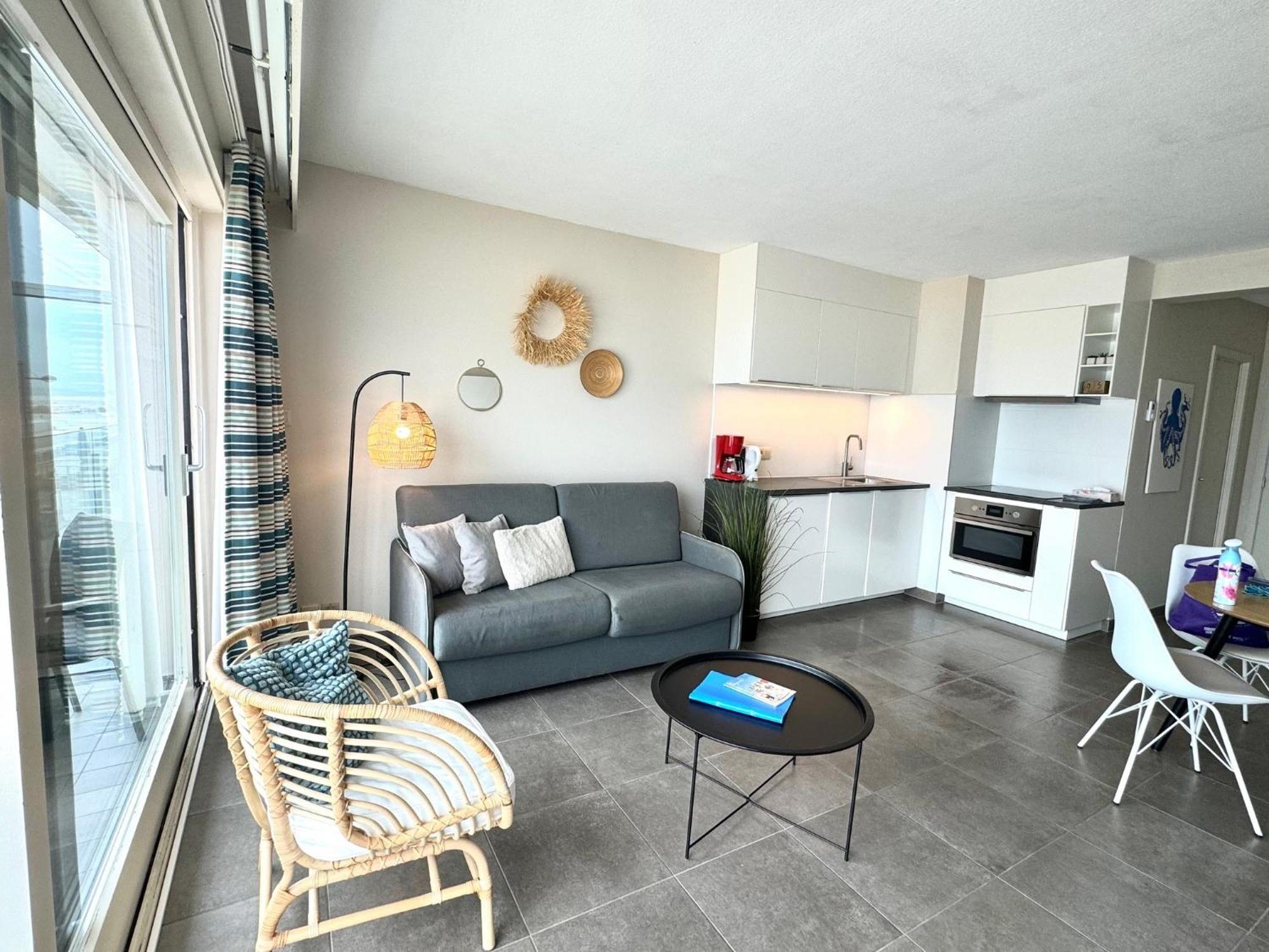 Zeedijk Emperador Appartement Middelkerke